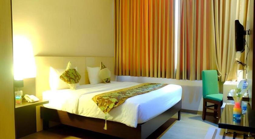 Lotus Hotel Subang Bagian luar foto